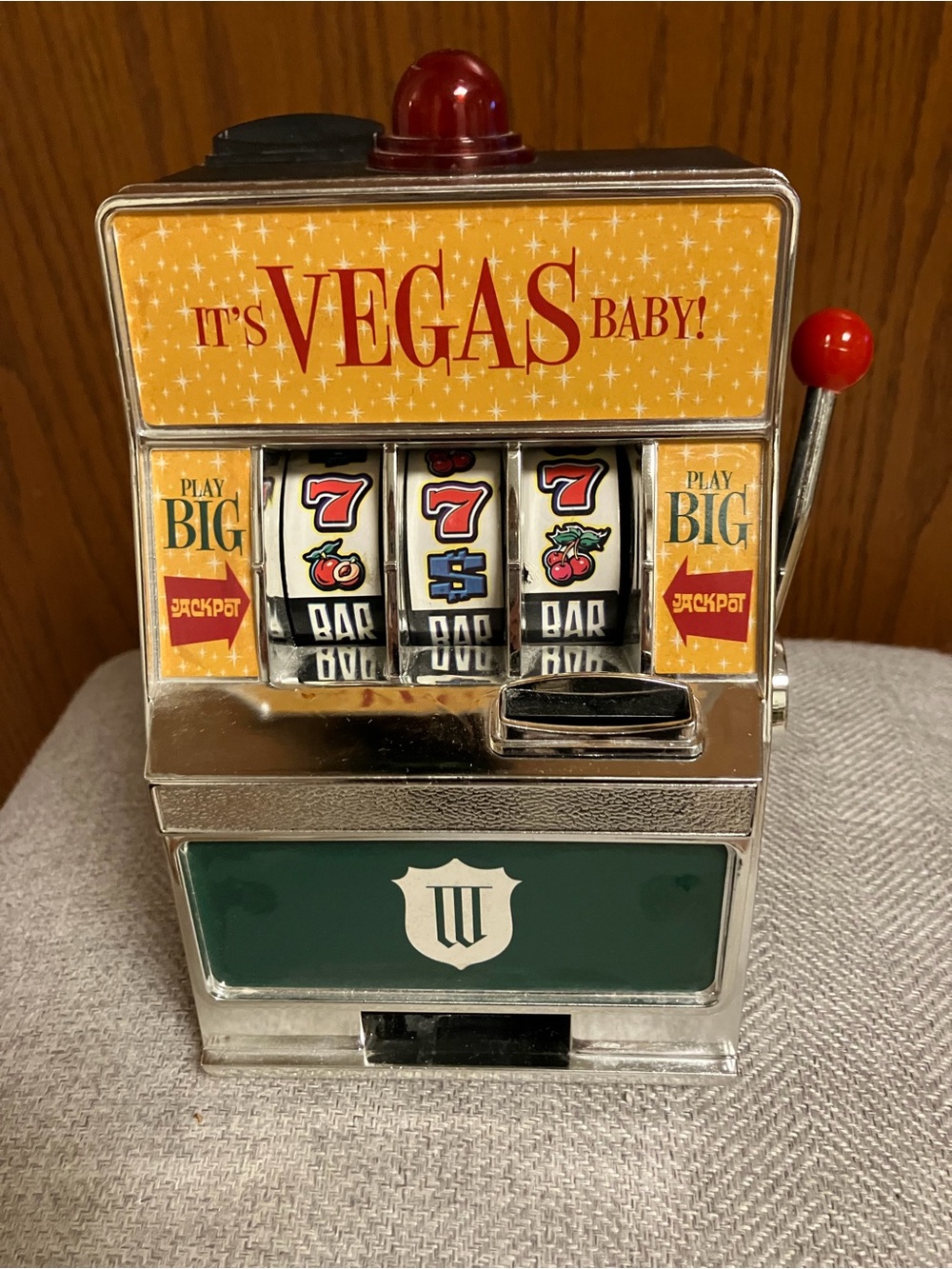 “It’s Vegas Baby!” Mini Coin Holder 
 – WORKING Wembley Rare